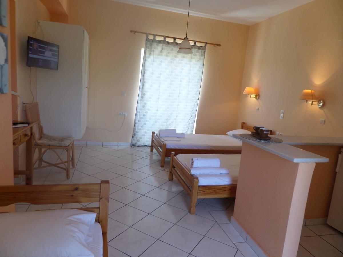 Pansion Tonia Aparthotel Zakynthos Town Exterior photo