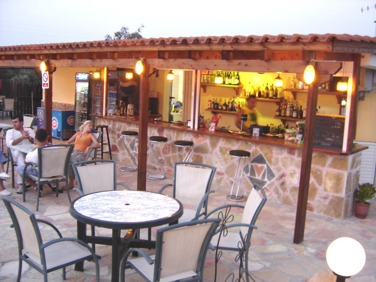 Pansion Tonia Aparthotel Zakynthos Town Exterior photo