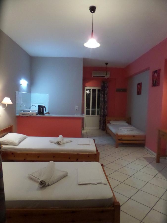 Pansion Tonia Aparthotel Zakynthos Town Exterior photo
