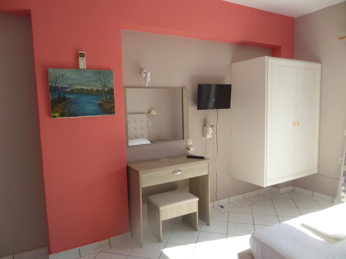 Pansion Tonia Aparthotel Zakynthos Town Exterior photo